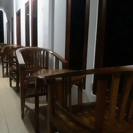The Teuz B&B 라부안 바조 외부 사진